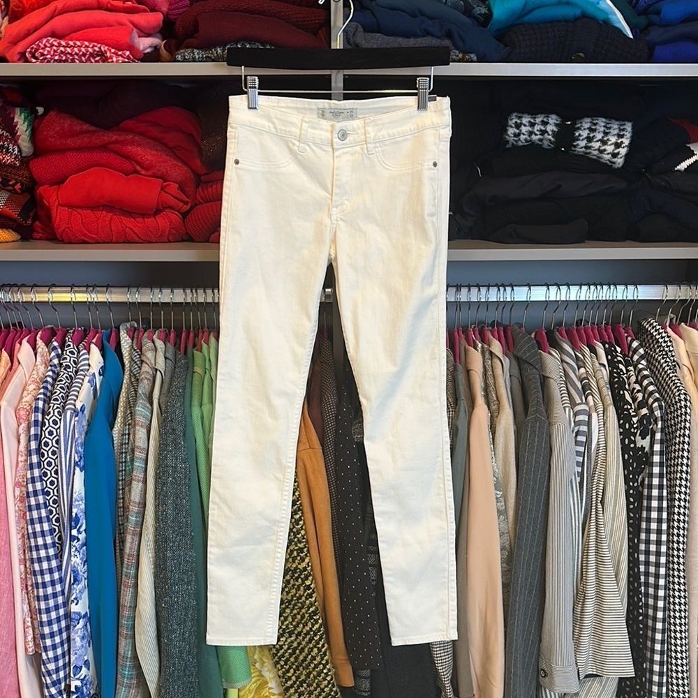 Abercrombie & Fitch white ankle super skinny jeans size 26